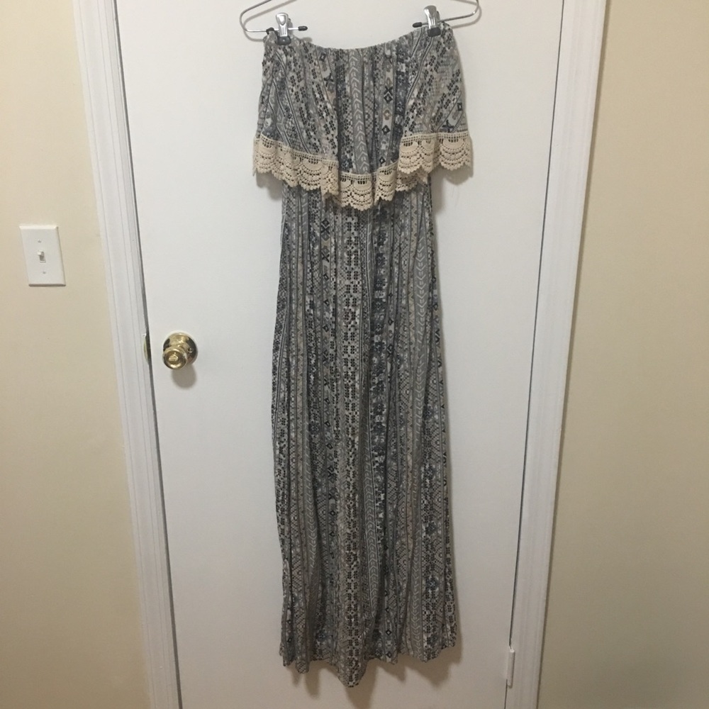 F21 Flowy Maxi Dress